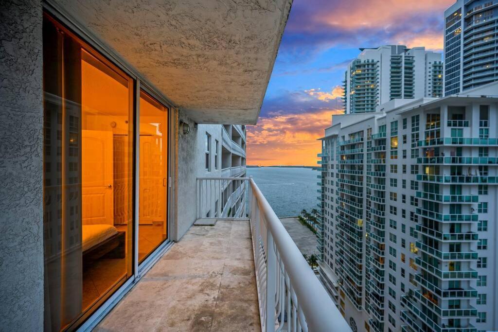 40Th Floor Priceless Unit Central Location Miami Exterior foto
